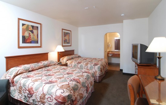 Welcome To Premier Inns Tolleson - Double Queen Room